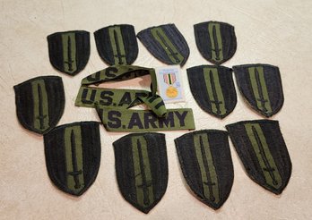 Assortment Of Vintage US Military ARMY Service Patches