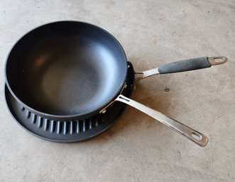 (2) Kitchen Cookware Pans