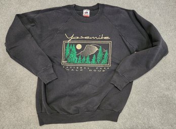 Vintage 50/50 Blend Ladies Size Large YOSEMITE Sweater