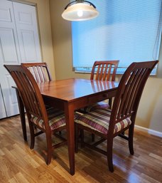 Vintage ETHAN ALLEN Dining Table And (4) Chairs AND (1) Extension Leaf