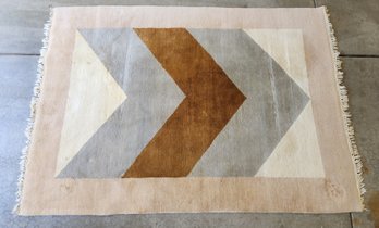 Large Area Rug With Geometric Theme