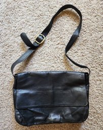 Vintage HOBO INTERNATIONAL Black Leather Messenger Bag