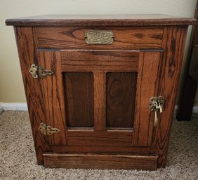 WHITE CLAD Side Table