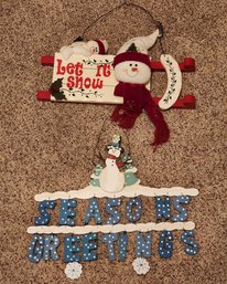 (2) Christmas Hanging Decorative Signs