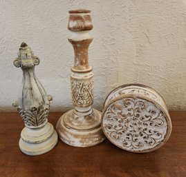 (3) Decorative Accent Elements