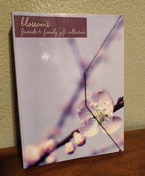 BLOSSOM Friends And Family Gift Collection