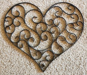 Metal Heart Theme Hanging Wall Accent