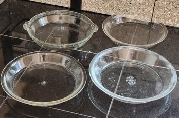 Assortment Of (4) Pyrex Baking Dishes