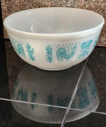 Vintage Large Amish Butterprint Pattern PYREX White And Blue Accent Mixing Bowl