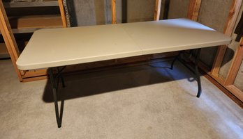 SAMSONITE 6 Foot Folding Table