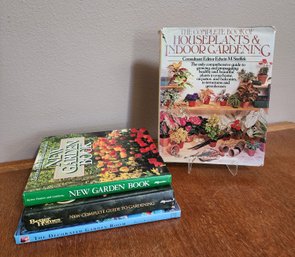 Assortment Of Garden Theme Books #3