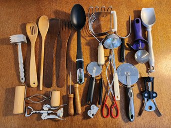 Huge Assortment Of Kitchen Essentials