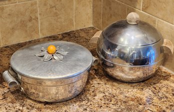 (2) Vintage Cookware Server Selections - PYREX And PENGUIN