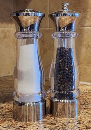 Salt And Pepper Grinder Set