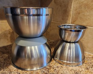 (4) Stainless Steel Mixing Bowls