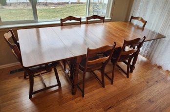 Vintage PERFECTION TABLE SLIDE MFG. COMPANY Wooden Dining Table With (3) Extension Leaves And (6) Chairs