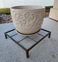 Ceramic Flower Pot With Metal Plant Stand