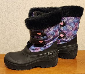 Women's SKETCHERS Size 4 Weatherproof Outdoor Boots