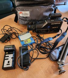 Vintage OLYMPUS Movie 8 Video Recorder And Bag