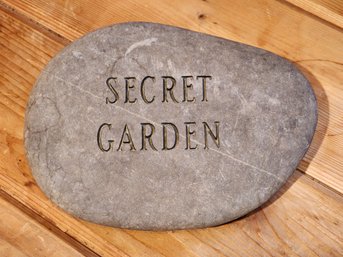 SECRET GARDEN Artificial Decor Rock