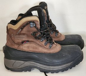 Mens COLUMBIA Titanium Size 10.5 Boots