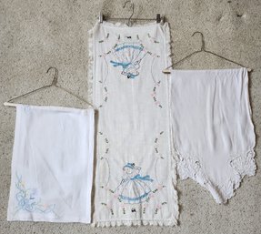 Vintage Set Of (3) Table Linens