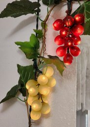 Beautiful 100' Pre-Lit Grapes Decor Light Strand