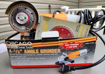 CHICAGO 4 1/2' Angle Grinder With (2) Brand New Blades