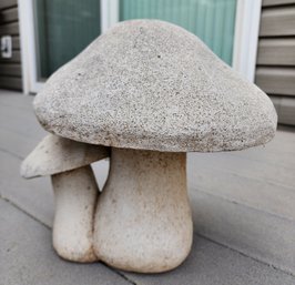 Vintage Mushroom Outdoor Lawn Garden Yard Statue