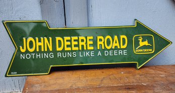 JOHN DEERE ROAD Metal Decorative Sign