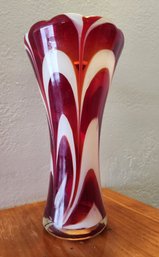 VINTAGE ~ HAND BLOWN RED & WHITE SWIRL CASED ART GLASS SCALLOPED RIM VASE