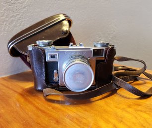 Vintage CONTAX 35mm Camera With Leather Case
