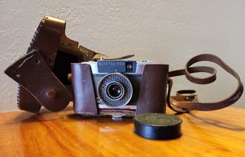 Vintage OLYMPUS-PEN 35mm Camera With Leather Case
