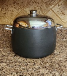 MEYER PROFORGE 8 Quart Cookware Pan With Lid