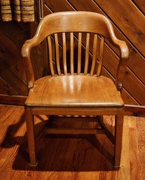Beautiful Vintage Solid Wood Bankers Executive Chair
