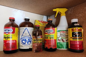 Assortment Of Vintage Lawn Care Products