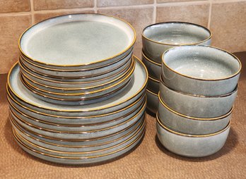 Contemporary GB HOME Diningware Plates And Bowls Set