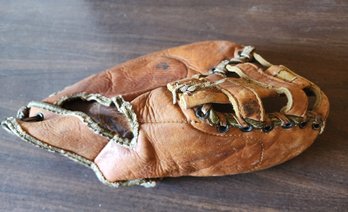 Vintage 1950s PRO Maker Baseball Glove