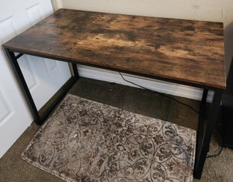 Contemporary Wooden And Metal Table Desk