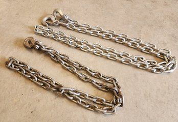 (2) Chain And Hook Selections