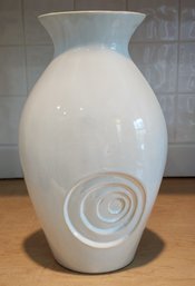 Vintage White Ceramic Swirl Effect Vase Vessel