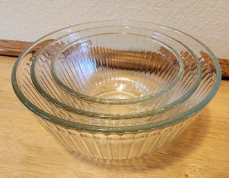 (3) Vintage Clear PYREX Nesting Bowls