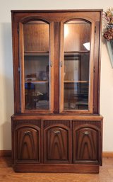 Vintage Mid Century Modern Display Cabinet