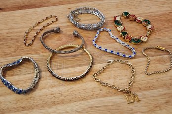 Assortment Of Vintage Bracelet Jewelry Selections  #K40