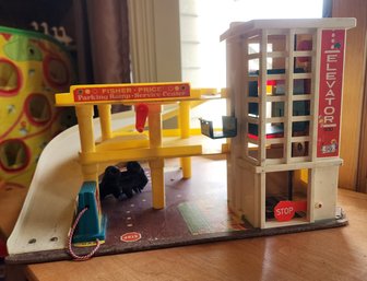 Vintage PLAYSKOOL Elevator Toy