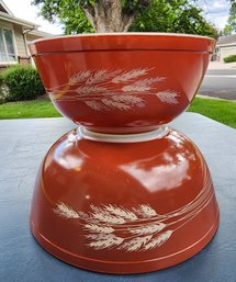 (2) Vintage PYREX Bowl Selections