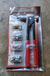 Brand New Hand But Riveter Tool