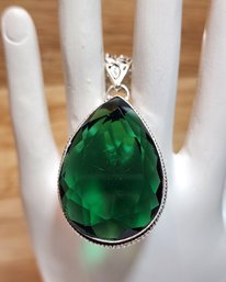 #JB158 Vintage Regal Sterling Silver 925 Necklace Pendant With Deep Green Stone Accent