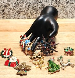 #JB200 Colorful Assortment Of Christmas Holiday Decor Jewelry Pin Brooches #2