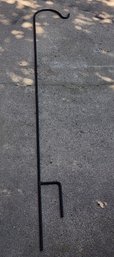 Black Metal 6' X 12' Flower Pot Hanging Stake Post